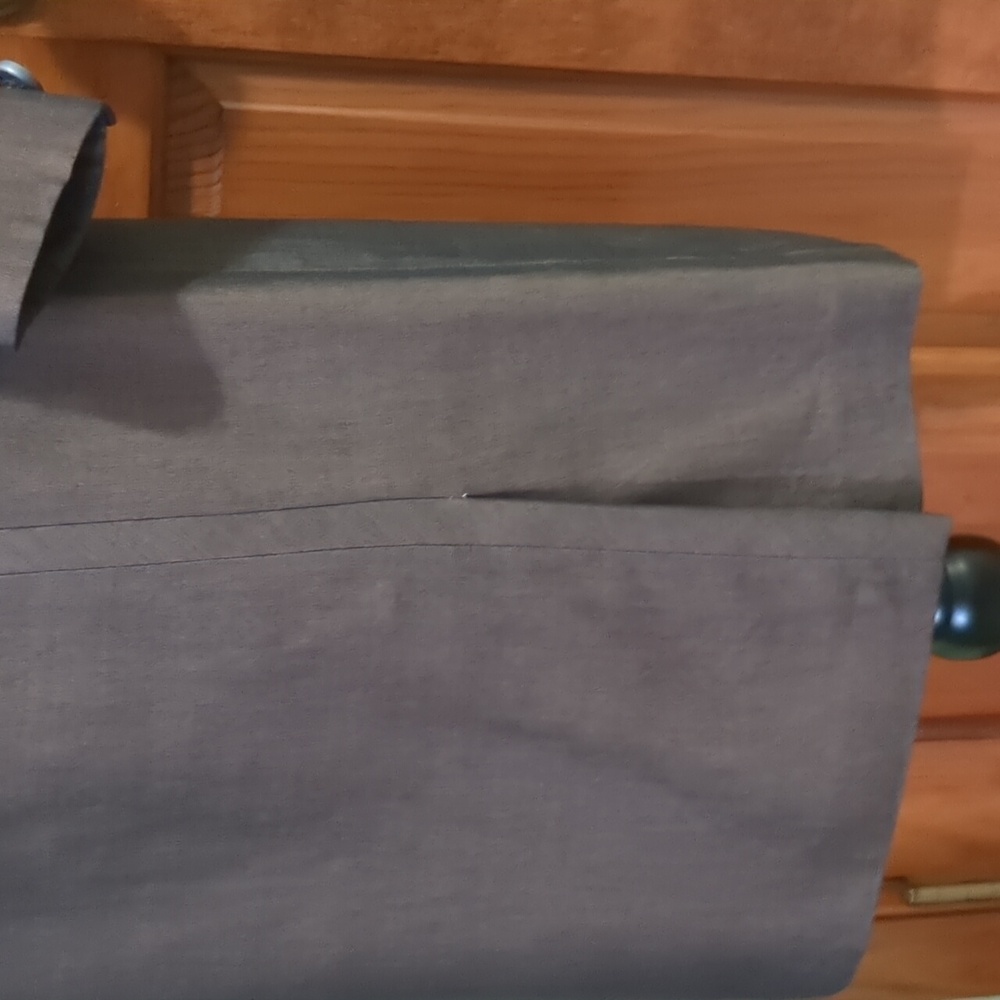 Classic Women's Brown Pencil Skirt - Tailored Professional Look - Picture 2 of 13